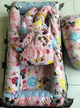 Tempat Tidur & Sofa Bayi Pink