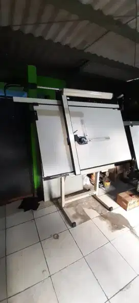 Meja gambar arsitek