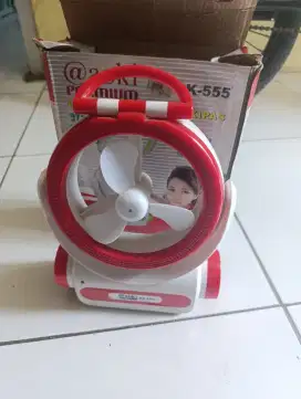 Kipas angin mini portable Aoki AK-555