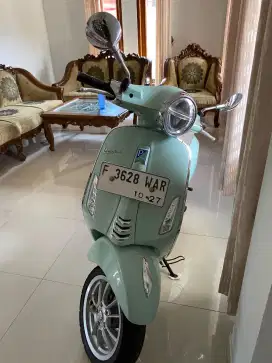 Vespa Primavera IGET 150 ABS (Low KM) 2022