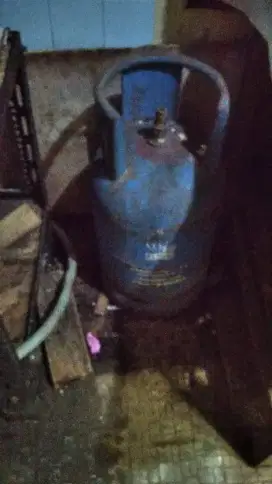 Tabung gas biru