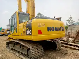 JUAL EXCAVATOR 2016 ALAT BERAT KOMATSU PC200-8MO