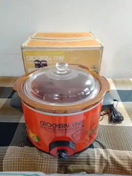 Electric Slow Cooker
Crockery Chef
Removable Ukr : 4Qt, Made in Japan