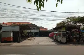 tanah Hook strategis cocok tuk usaha atau mini townhouse