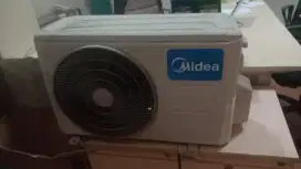 Dijual AC second merek Midea 1 Pk