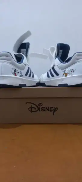 Sneakers Adidas Disney