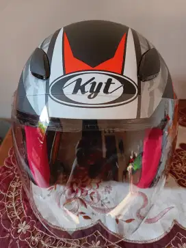 Helm KYT Dj Maru