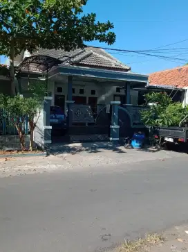 Murah dijual rumah siap huni semarang barat purpowarno pamularsih