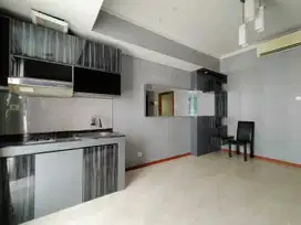 Disewakan 2BR Semi Furish Apartemen Royal Mediterania