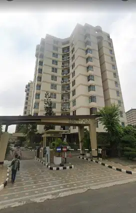 Apartemen Crown Court Executive Condominium