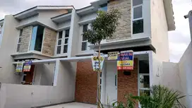 Rumah Eksklusif Pusat Kota Yogya di Tjokro Riverview, 2 Lantai, F10