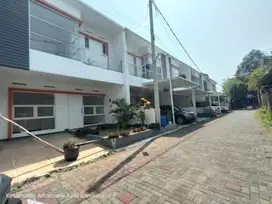 dijual rumah minimalis siap huni lt175/200 hrg1,3m  Arcamanik Bandung