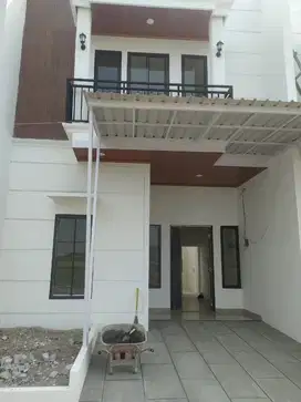 Rumah 2 lt daerah Tarumajaya cukup 11jt saja