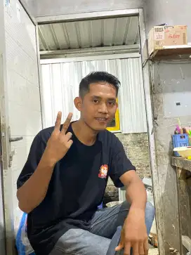 mencari pekerjaan apa saja