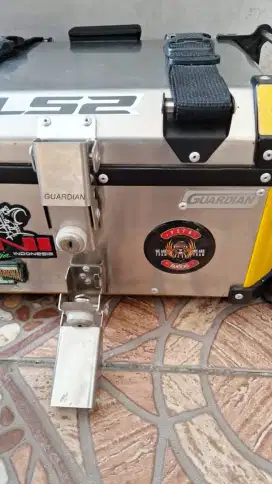 Jual box pannier merk guardian seperti baru