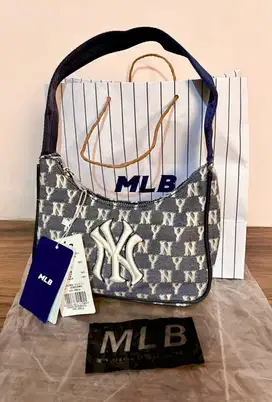 MLB Hobo Bag NY