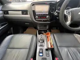 Mitsubishi Outlander PHEV 2019 Bensin