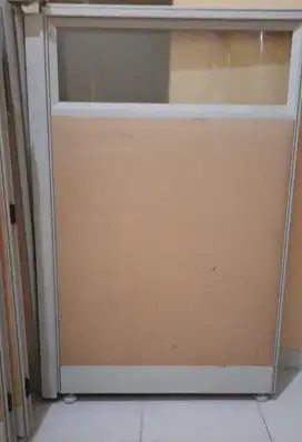 PARTISI BUAT KANTOR