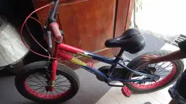 Sepeda anak  bmxelement spyderman 18