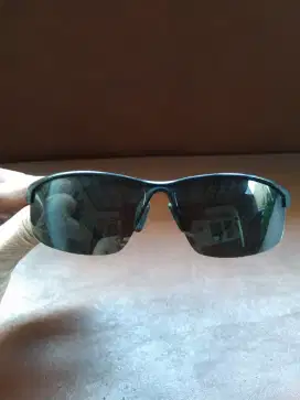kacamata polarized merk POLICE