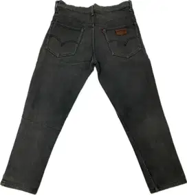 Celana Jeans Levis