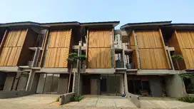 Rumah Minimalis 3 Lantai dlm Cluster dkt Tol  di Pondok Pinang, JakSel