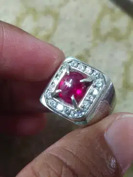 Cinncin ruby ring perak