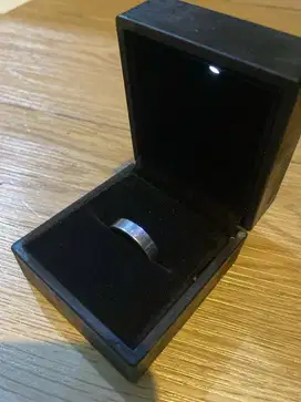 Preloved Box Cincin / Tempat Cincin Tunangan