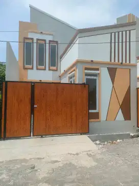 Rumah scandinavian lokasi depan lapangan