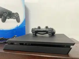 PLAYSTATION 4 PS4 Slim HDD 500GB