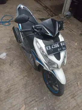 vario kzr 125 oLd 2014 bLue white originaL semua pajak hidup  PLAT F