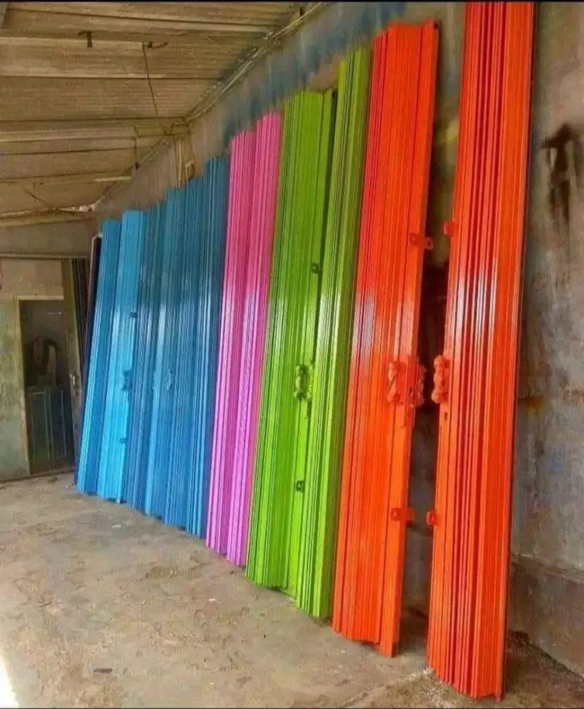 Folding gate rolling door