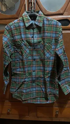 Kemeja Flannel Uniqlo