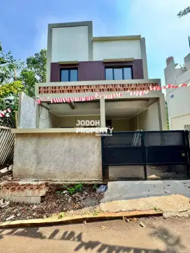 JUAL CEPAT RUMAH READY SIAP HUNI DI CIRENDEU DEKAT MRT LEBAK BULUS