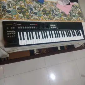 Roland XPS - 10 bekas