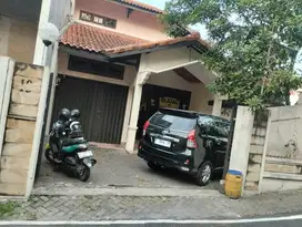 RUMAH  2 LANTAI DEKAT RS. KARIADI & ELISABETH