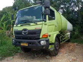 Hino FL260JW Tangki 2018 / 2020