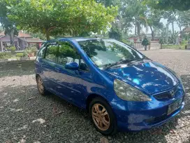 Honda Jazz IDSI 2005 Manual.