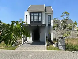 Rumah + Tanah Kosong Hook CITRALAND CBD DRIYOREJO