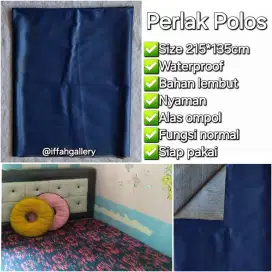 Perlak Polos Bahan Waterproof Adem di Kulit