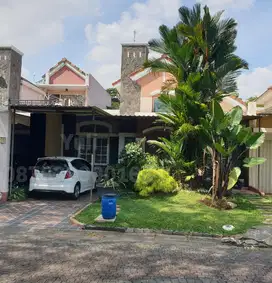 Dijual Rumah Siap Pakai di Perumahan Graha Padma, Semarang