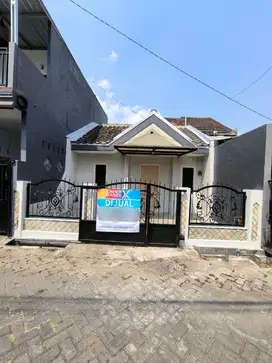 Dijual Rumah di Perumahan Cempaka Indah Mulyorejo. Bandulan Malang