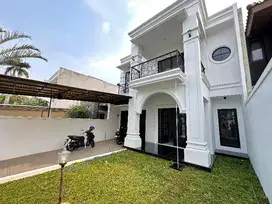 Di jual rumah baru dalam komplek kawasan lebak bulus