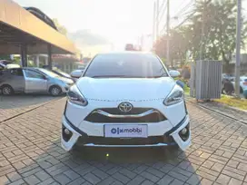 Toyota Sienta 1.5 Q Bensin-AT 2020 Putih