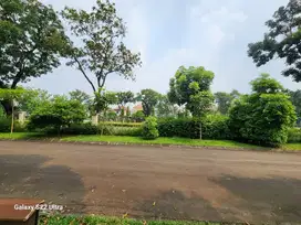 Tanah dijual Hoek di Taman Giri loka BSD