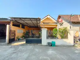 Dijual Murah Rumah Luas di Selatan Bogem Kalasan