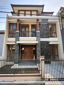 Cocok untuk keluarga anda,, Rumah 2 lantai di rancabolang Bandung