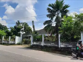 DIJUAL RUMAH LAMA SUPER LUAS MAYOR SALIM BATUBARA SEKIP PALEMBANG