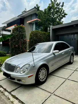 Mercedes benz E240 2004 CBU EX HUNGARY