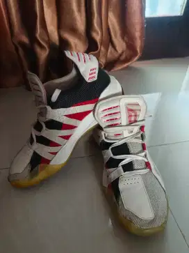 Sepatu bekas ori